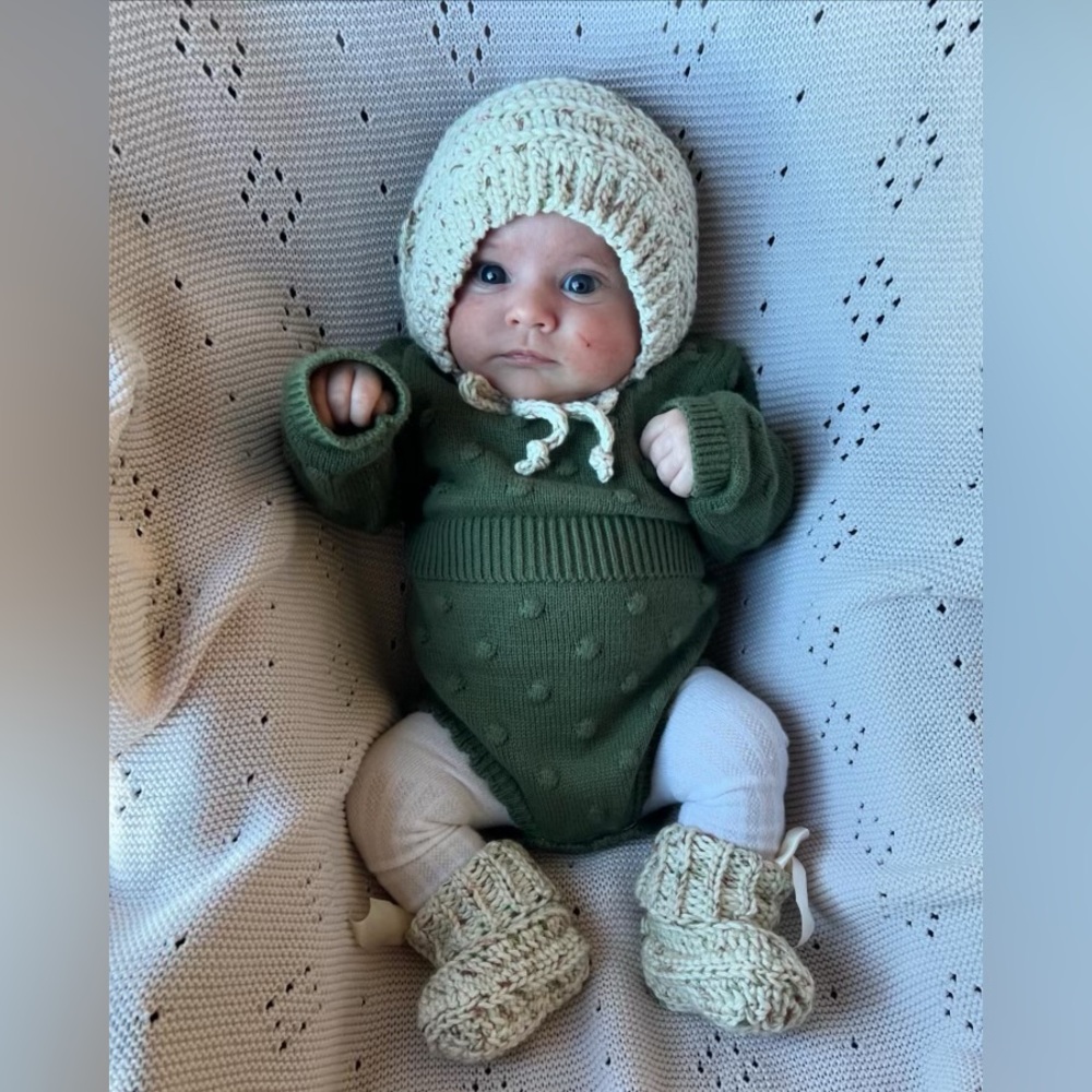 Bonnet and Booties set